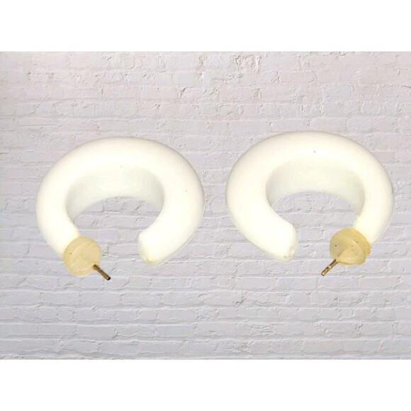 Vtg Acrylic Floral Painted Half Hoop Earrings Pierced Cottage Classic Boho 80s - Picture 6 of 6